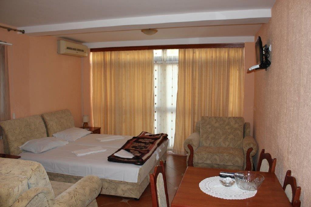 Guest House Zlatibor Budva Zimmer foto